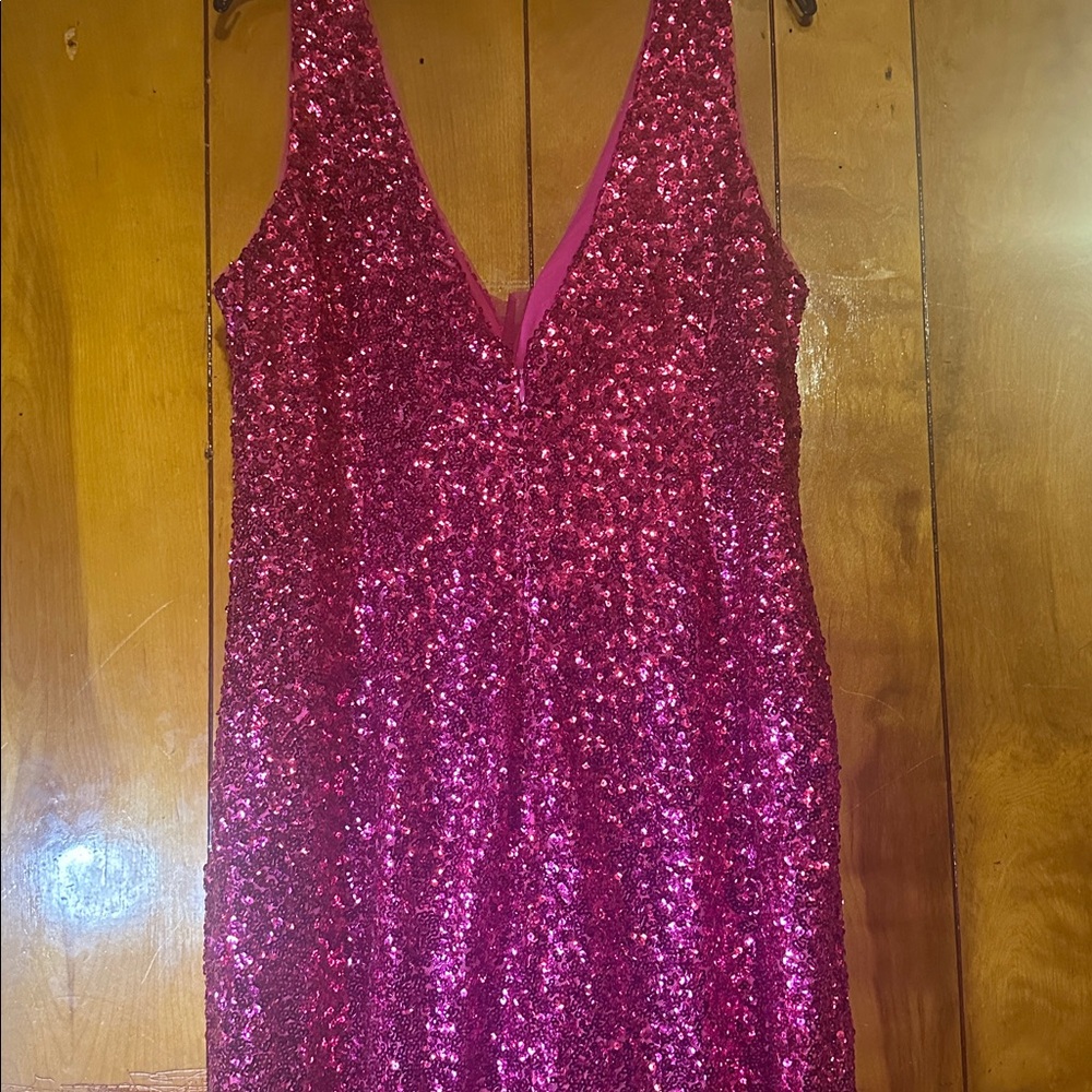 Morgan and Co. Sparkling Pink Sequin Gown - Picture 6 of 7